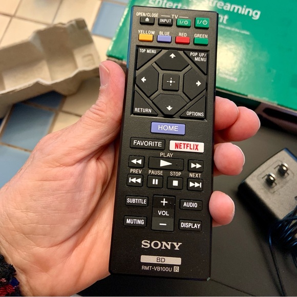 NIB Sony Blu-Ray DVD Player - Picture 6 of 10